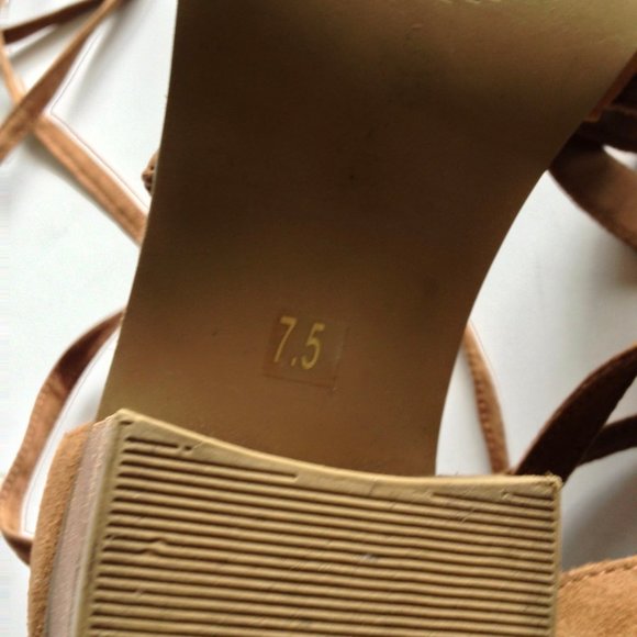 STEVE MADDEN-Tan "KANZLEY" Ankle Wrap Sandals - Picture 12 of 13